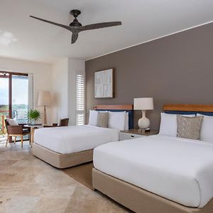 Quarto fairmont com cama grande